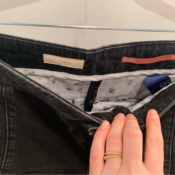 Pilcro high rise wide leg black denim jean size 26. - Picture 3 of 5
